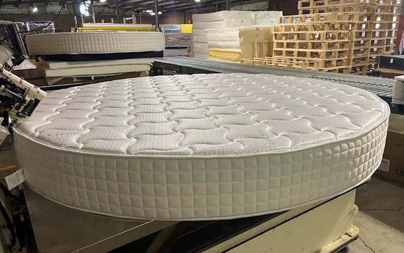 Round mattress in the factory
